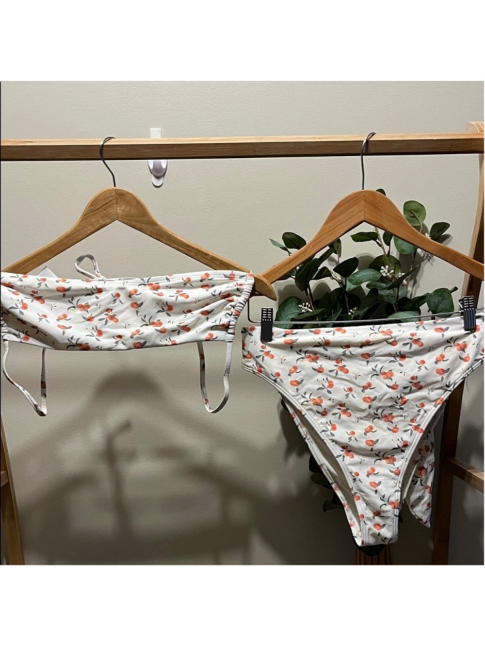 Abercrombie & Fitch Orange Floral Bikini (top size med bottom size large)